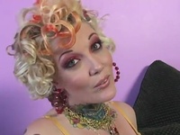 Astounding Milf Is Going To Enjoy The Giant Ebony Thing
