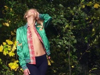 Smoldering Smut Blonde Masturbating Onto The Blanket Outside